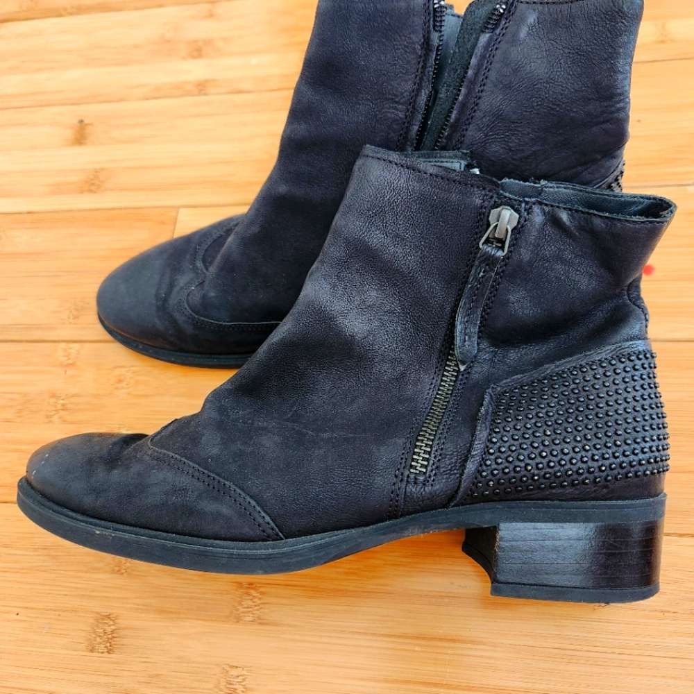 Real Leather Boots size 9